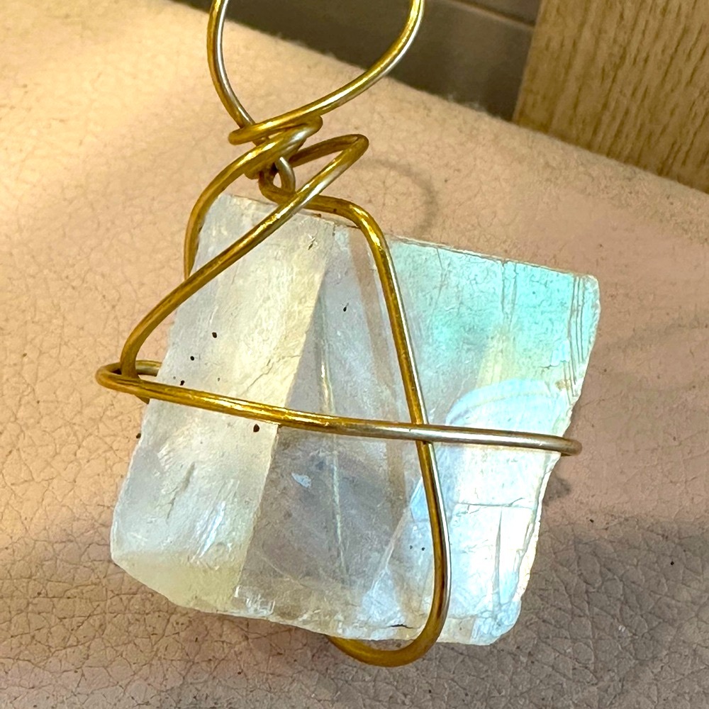 Kazuko Oshima Vintage Gold Wire(14k)Wrapped Crystal Pendant